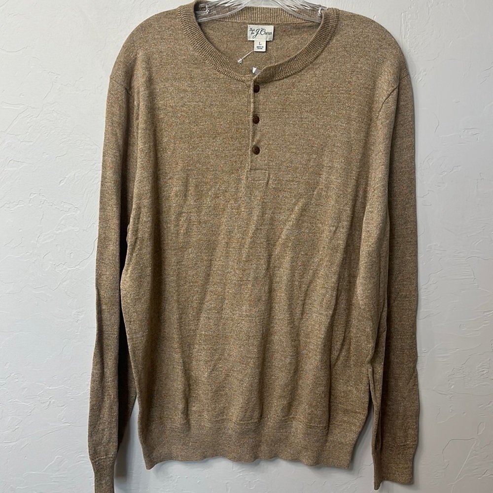 J.Crew knit Tan 3 button sweater size large.NWT